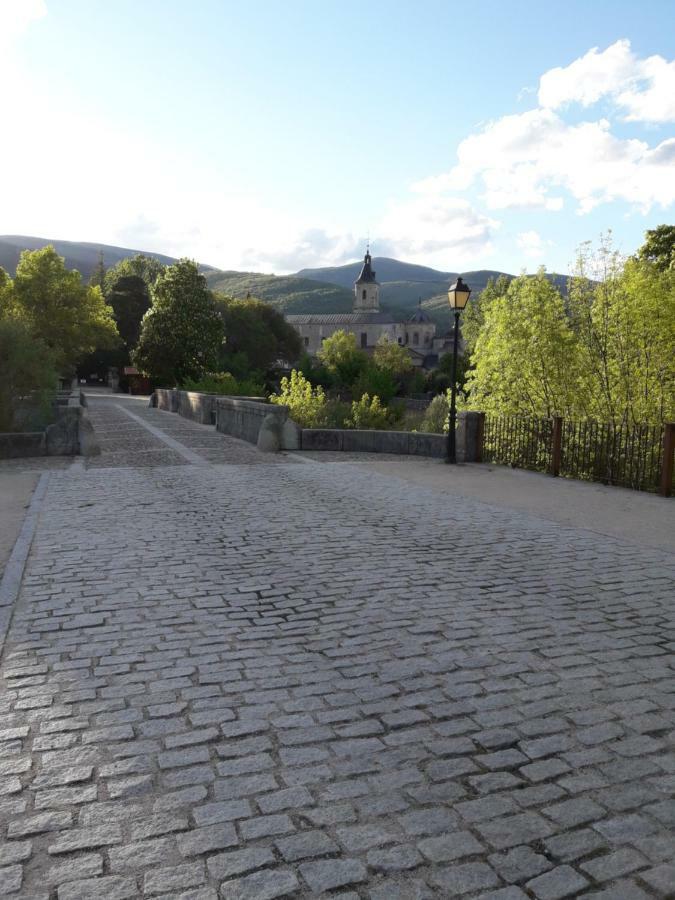 Plaza De La Villa 24 Rascafria Exterior photo